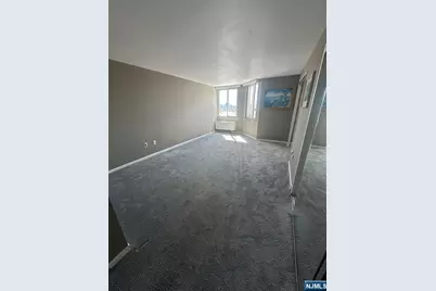 320 Anderson Avenue 3D #3D, Fairview, NJ 07022 - Photo 3