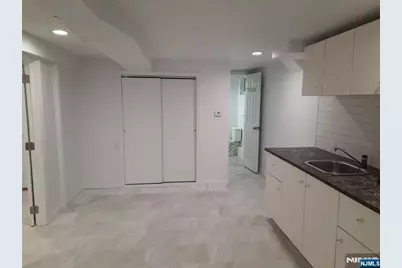 410 Mayer Court 1st Fl #1st Fl, Ridgefield, NJ 07657 - Photo 23