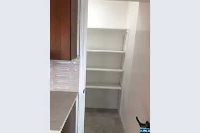 421 North Avenue 2nd Floor #2nd Floor, Fort Lee, NJ 07024 - Photo 17