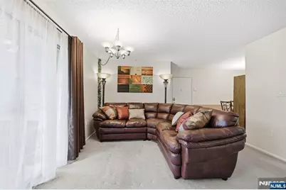 475 Quince Court, Mahwah, NJ 07430 - Photo 9