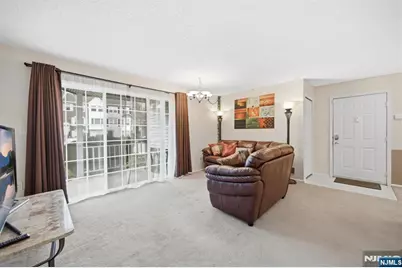 475 Quince Court, Mahwah, NJ 07430 - Photo 7