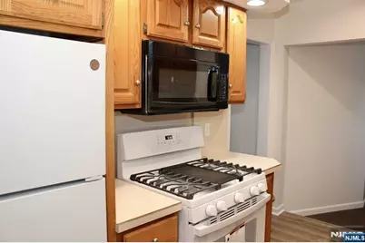 102 Paterson Avenue 1st Floor #1st Floor, Midland Park, NJ 07432 - Photo 11