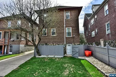 519 Saint Pauls Avenue, Cliffside Park, NJ 07010 - Photo 31