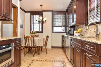 519 Saint Pauls Avenue, Cliffside Park, NJ 07010 - Photo 15