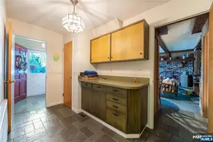 156 Cedar Ave, Hackensack, NJ 07601 - Photo 11