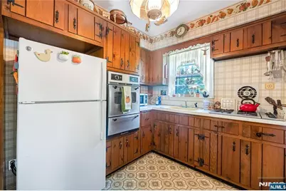 156 Cedar Avenue, Hackensack, NJ 07601 - Photo 15