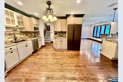 610 Glasmere Road, Mahwah, NJ 07430 - Photo 3