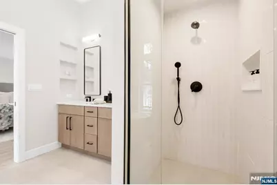 188 Broadway 9 #9, Woodcliff Lake, NJ 07677 - Photo 23