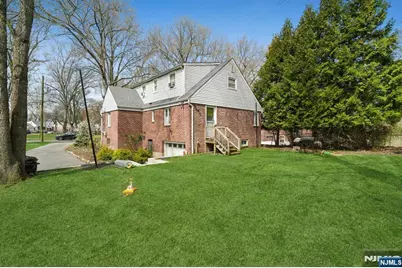 103 Glenbrook Parkway, Englewood, NJ 07631 - Photo 9