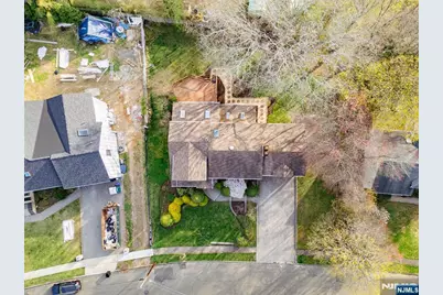 31 Collins Avenue, Closter, NJ 07624 - Photo 33