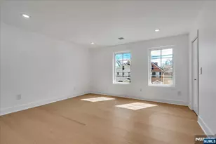 21 Cross St, Montclair, NJ 07042 - Photo 13