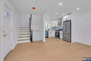 21 Cross St, Montclair, NJ 07042 - Photo 23