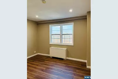 39 E 39th Street 6D #6D, Paterson, NJ 07514 - Photo 9