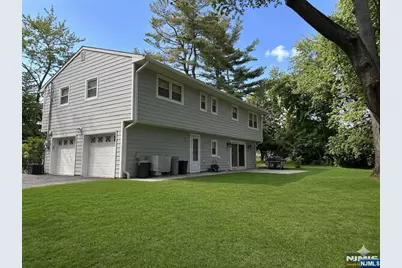 11 N Middletown Road, Montvale, NJ 07645 - Photo 11