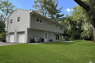 11 N Middletown Rd, Montvale, NJ 07645 - Photo 11