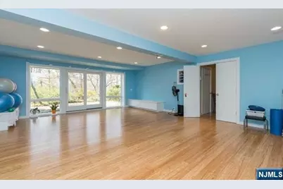 192 Stonehurst Drive, Tenafly, NJ 07670 - Photo 21
