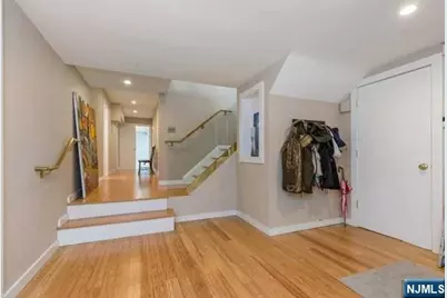 192 Stonehurst Drive, Tenafly, NJ 07670 - Photo 19