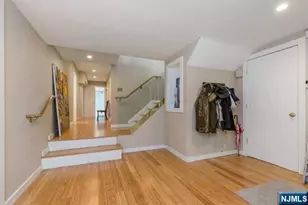 192 Stonehurst Dr, Tenafly, NJ 07670 - Photo 19