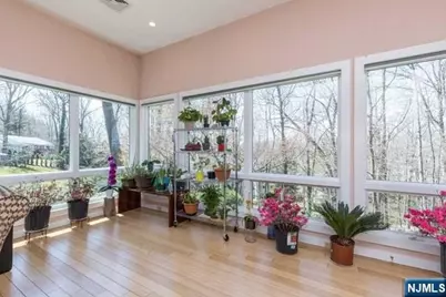 192 Stonehurst Drive, Tenafly, NJ 07670 - Photo 13