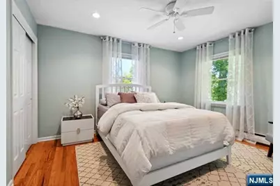 204 Deerfield Lane, Franklin Lakes, NJ 07417 - Photo 15