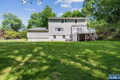 204 Deerfield Lane, Franklin Lakes, NJ 07417 - Photo 27