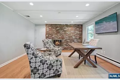 204 Deerfield Lane, Franklin Lakes, NJ 07417 - Photo 11