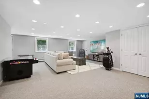 204 Deerfield Ln, Franklin Lakes, NJ 07417 - Photo 21