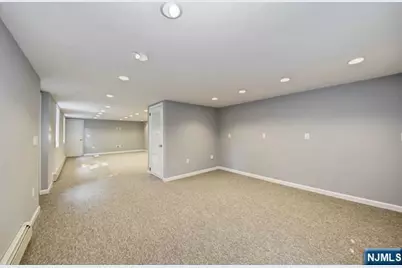 204 Deerfield Lane, Franklin Lakes, NJ 07417 - Photo 25