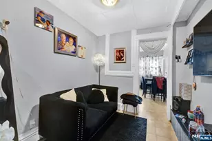 513 11th St, Union City, NJ 07087 - Photo 9