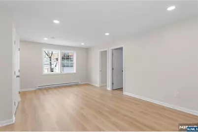 127 Main Street 2A #2A, Bloomingdale, NJ 07403 - Photo 3