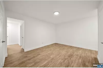 2200 Center Avenue D1 #D1, Fort Lee, NJ 07024 - Photo 3