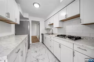 2200 Center Ave D1, Fort Lee, NJ 07024 - Photo 7