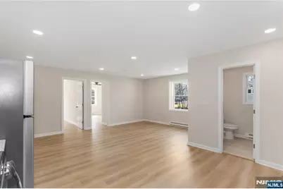 127 Main Street 2B #2B, Bloomingdale, NJ 07403 - Photo 5