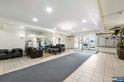 333 Grand Avenue 2L #2L, Palisades Park, NJ 07650 - Photo 3