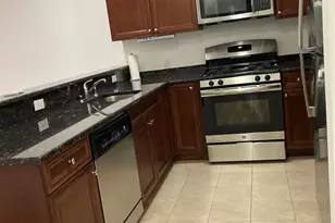 526 Bushes Ln, Elmwood Park, NJ 07407 - Photo 11