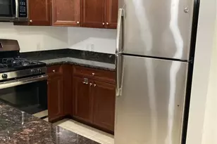 526 Bushes Ln, Elmwood Park, NJ 07407 - Photo 5