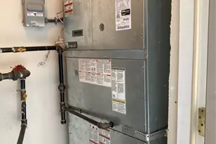 526 Bushes Ln, Elmwood Park, NJ 07407 - Photo 27