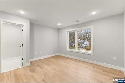 765 7th Avenue, River Edge, NJ 07661 - Photo 27