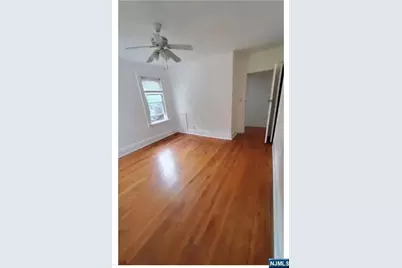 255 Englewood Avenue 2 #2, Englewood, NJ 07631 - Photo 5