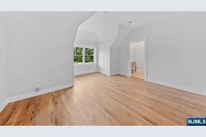 389 Spring Avenue C #C, Ridgewood, NJ 07450 - Photo 21