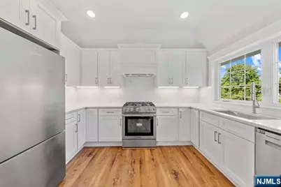 389 Spring Avenue C #C, Ridgewood, NJ 07450 - Photo 15