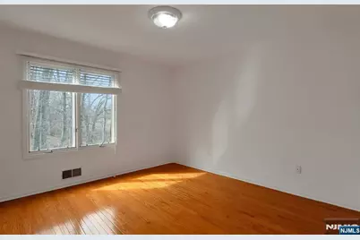 20 Lakeview Drive, Old Tappan, NJ 07675 - Photo 25