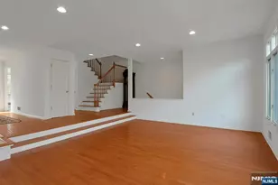 20 Lakeview Dr, Old Tappan, NJ 07675 - Photo 9