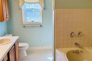 70 W Boulder Run Road 203, Paterson, NJ 07501 - Photo 5