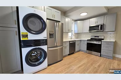 411 Lanza Avenue 2 #2, Garfield, NJ 07026 - Photo 5