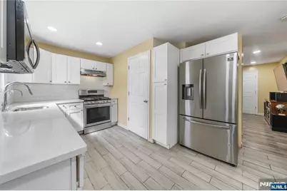 75 Winans Avenue, Newark, NJ 07108 - Photo 5