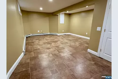 59 Laurel Avenue Right Side #Right side, Kearny, NJ 07032 - Photo 15