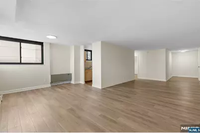 235 Prospect Avenue 2B #2B, Hackensack, NJ 07601 - Photo 9