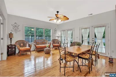 8 Mary Court, Mahwah, NJ 07430 - Photo 9