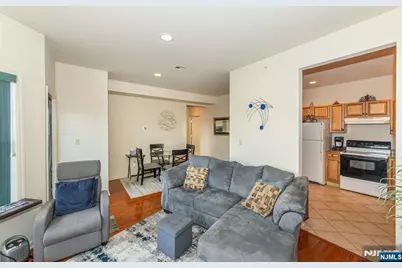 375 Rifle Camp Road 403 #403, Woodland Park, NJ 07424 - Photo 17